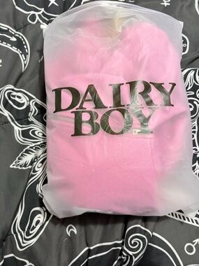 Authentic NWT Dairy Boy cropped zip up in strawberry milk size Medium